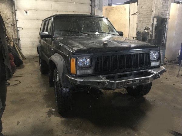 Передний силовой бампер АМЗ для Jeep Grand Cherokee XJ