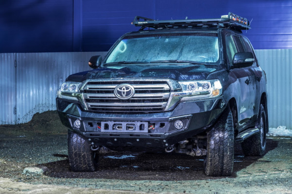 Силовой бампер передний АМЗ для Toyota Land Cruiser 200 рестайлинг (после 2016 года) (серия Рино)