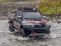 Бампер силовой алюминиевый Rival передний для Toyota Hilux 2018-2020 (без ПТФ) 2D.5716.1-NL