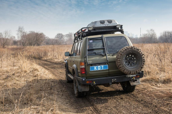 Задний силовой бампер KDT для Toyota Land Cruiser 80