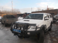 Передний силовой бампер KDT для Toyota Hilux 2005-2015