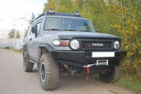 Передний силовой бампер АМЗ для Toyota FJ Cruiser (серия Т)